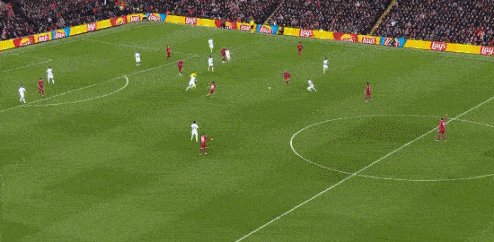 九游体育官网-【欧冠】门将互相送礼，皇马两人双响，利物浦2-5皇马