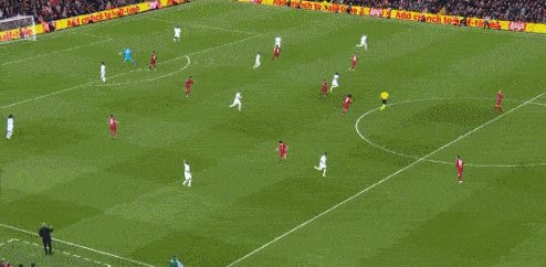 九游体育官网-【欧冠】门将互相送礼，皇马两人双响，利物浦2-5皇马