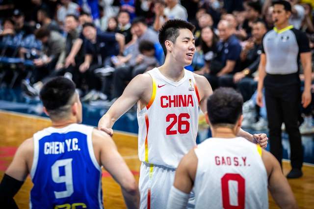 九游体育官方入口-放心了!中国男篮锋线大核透露伤情,公开发声,只说感谢尽显霸气